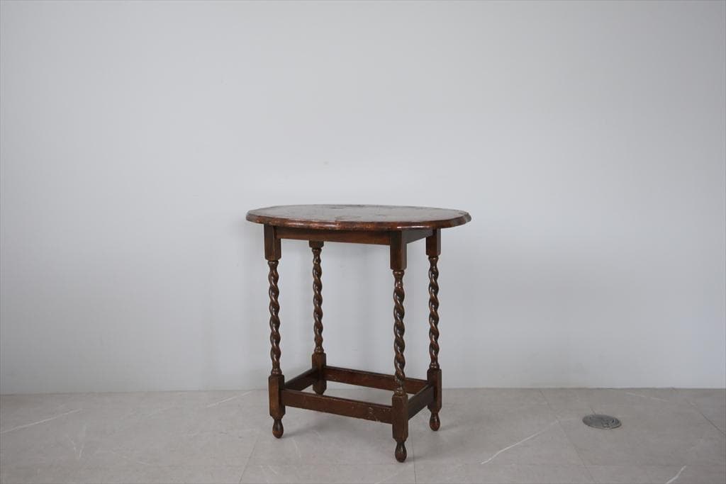 英国アンティーク木製サイドテーブル/オケージョナル机/飾り棚/花台(79-40)