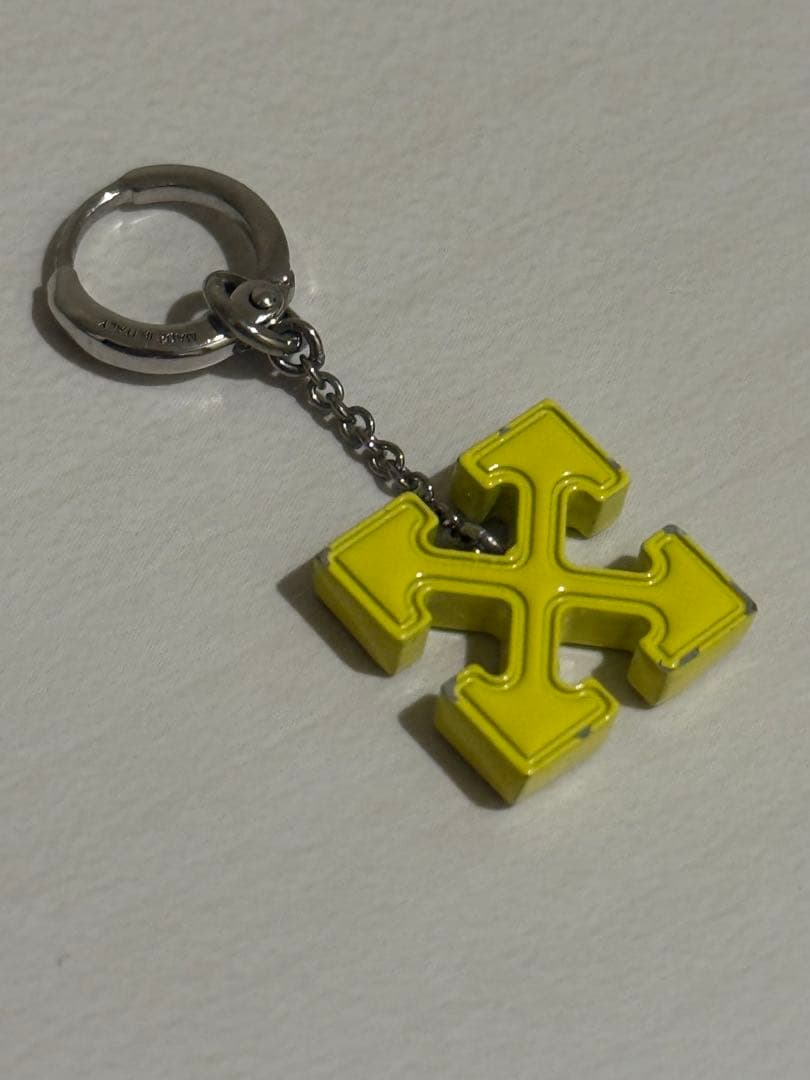 ⭐️【希少品】⭐️Off-White イエロー アクセサリー ピアス