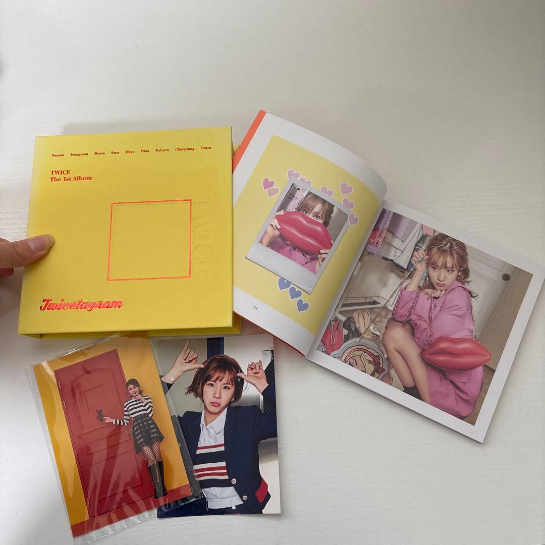 TWICE タオルアルバムCDカード本ペンケース18点セット