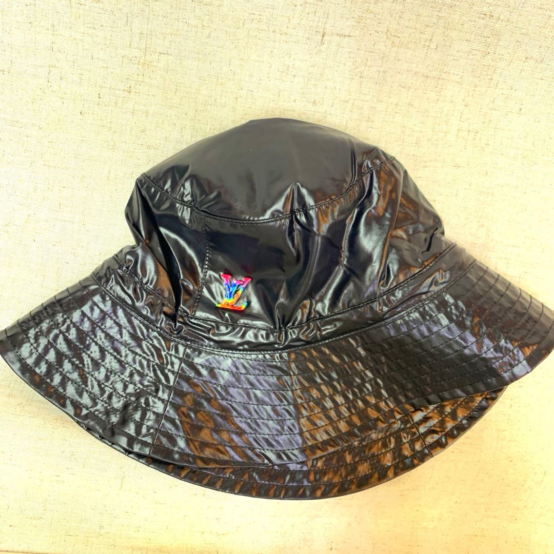 ルイヴィトン　レインボーLVロゴ　ボブ　トランスフォーマブルハット MP2877