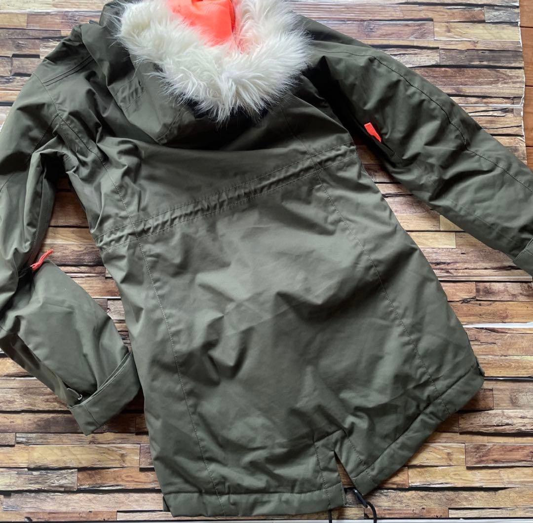 スノー仕様のNIKE SBジャケットHUDSON PARKAナイキSB(S)