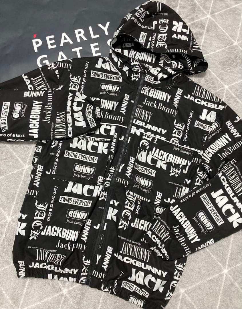 新品 パーリーゲイツ ジャックバニー ストレッチマルチロゴ ブルゾン(4)M/黒