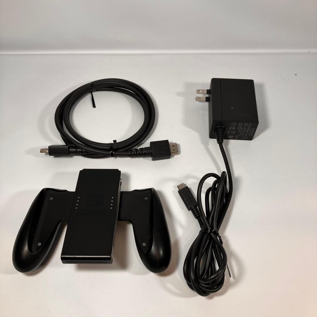 【美品】Nintendo Switch あつまれどうぶつの森セット