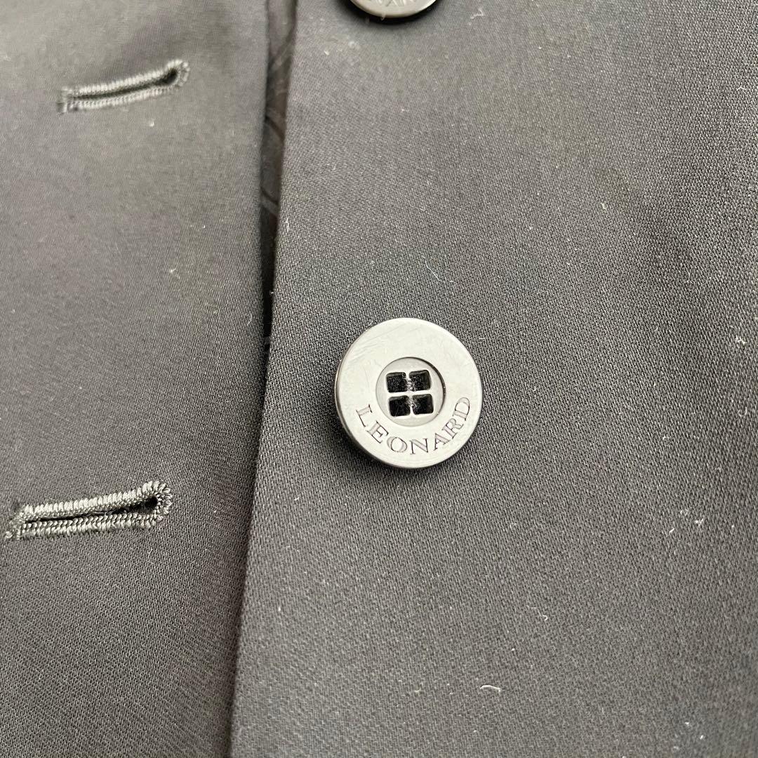 レオナール　テーラードジャケット　11号　黒　花柄　トリムデザイン