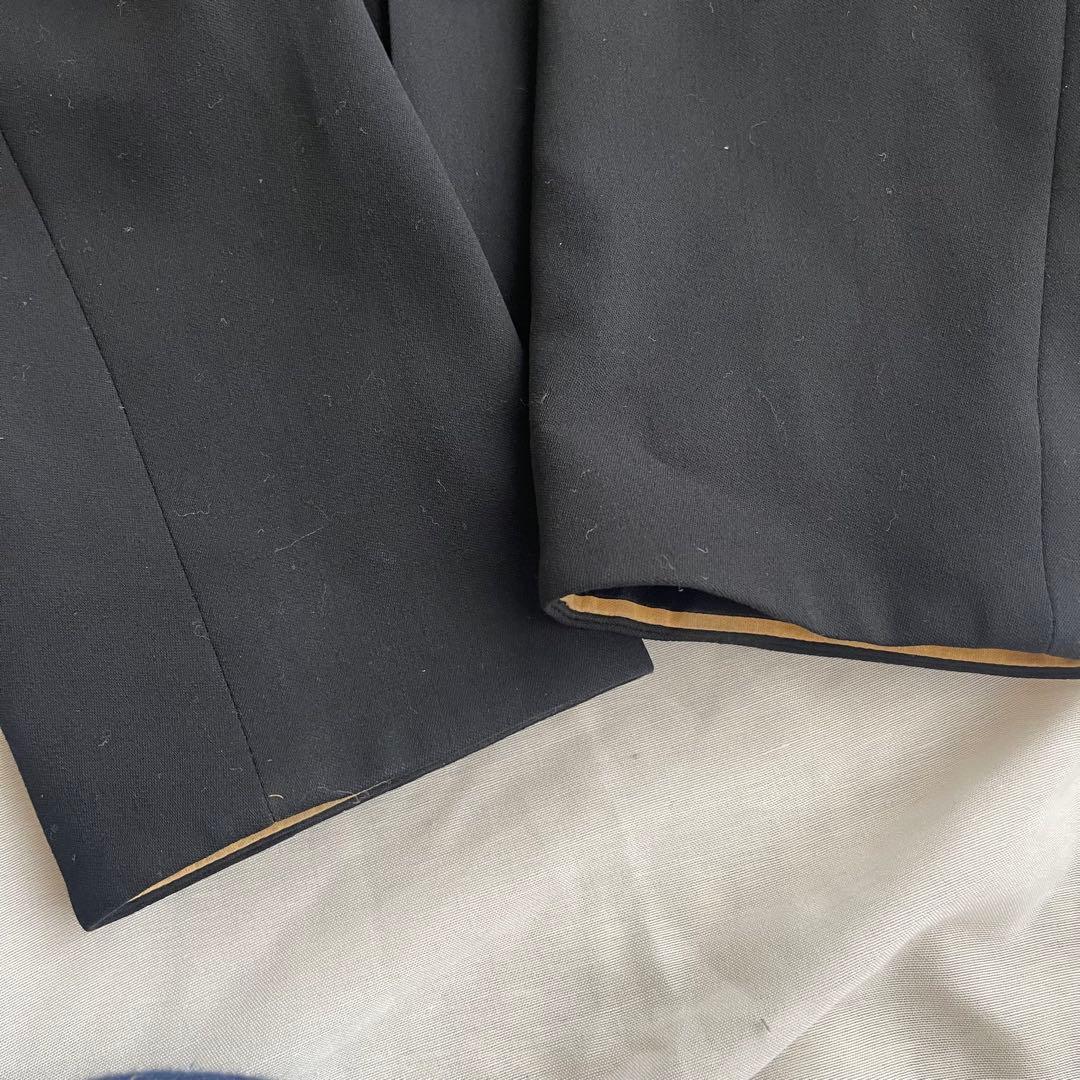 レオナール　テーラードジャケット　11号　黒　花柄　トリムデザイン