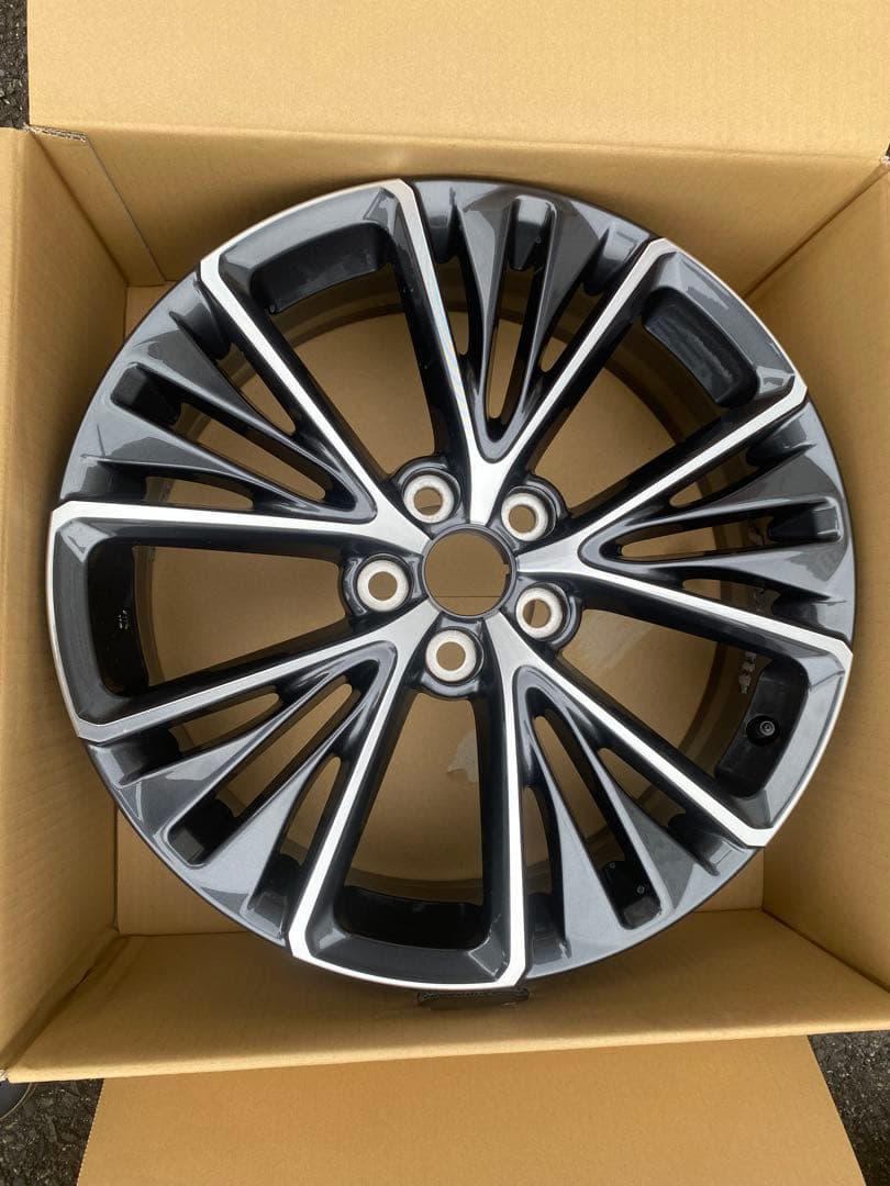 60プリウス　純正　アルミホイール4本　新車外し