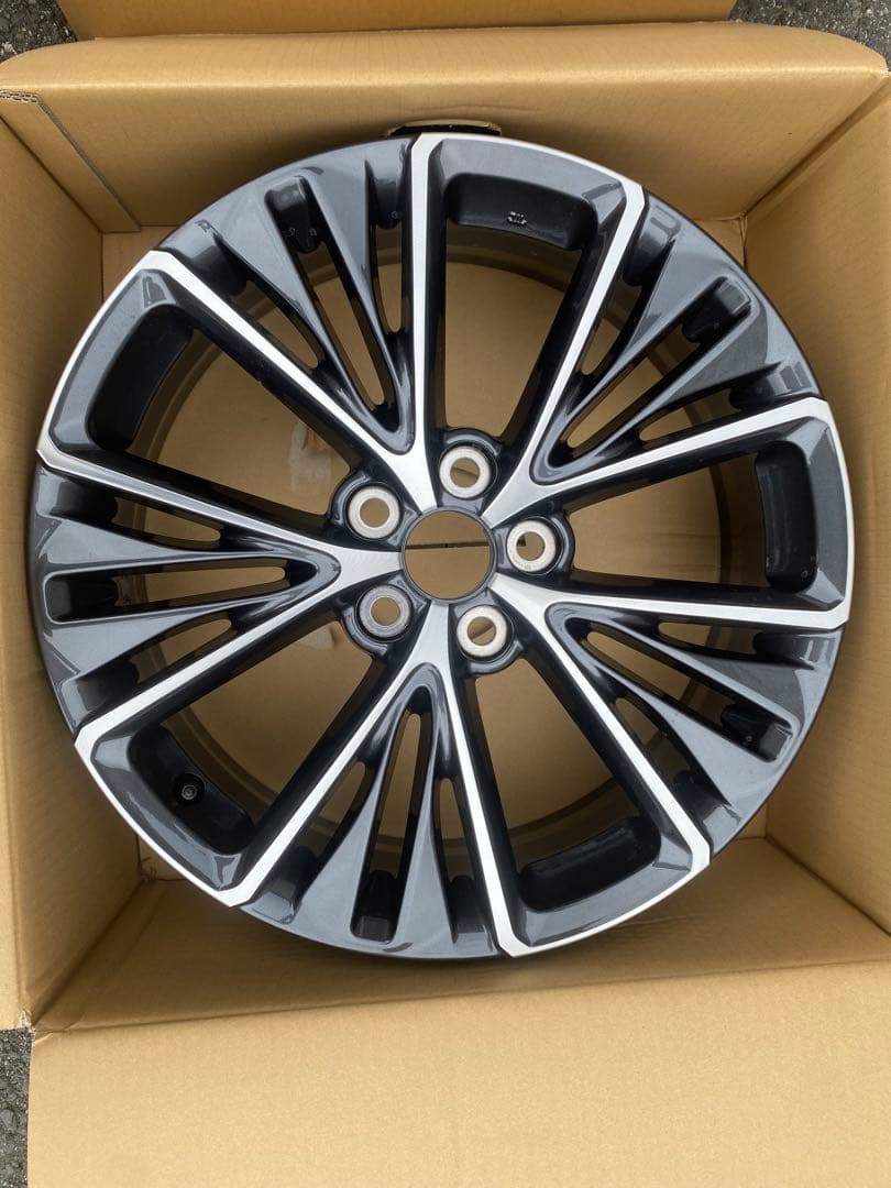 60プリウス　純正　アルミホイール4本　新車外し