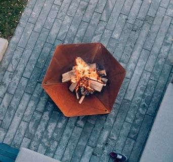 ファイヤーピット　höfats 六角形焚き火台