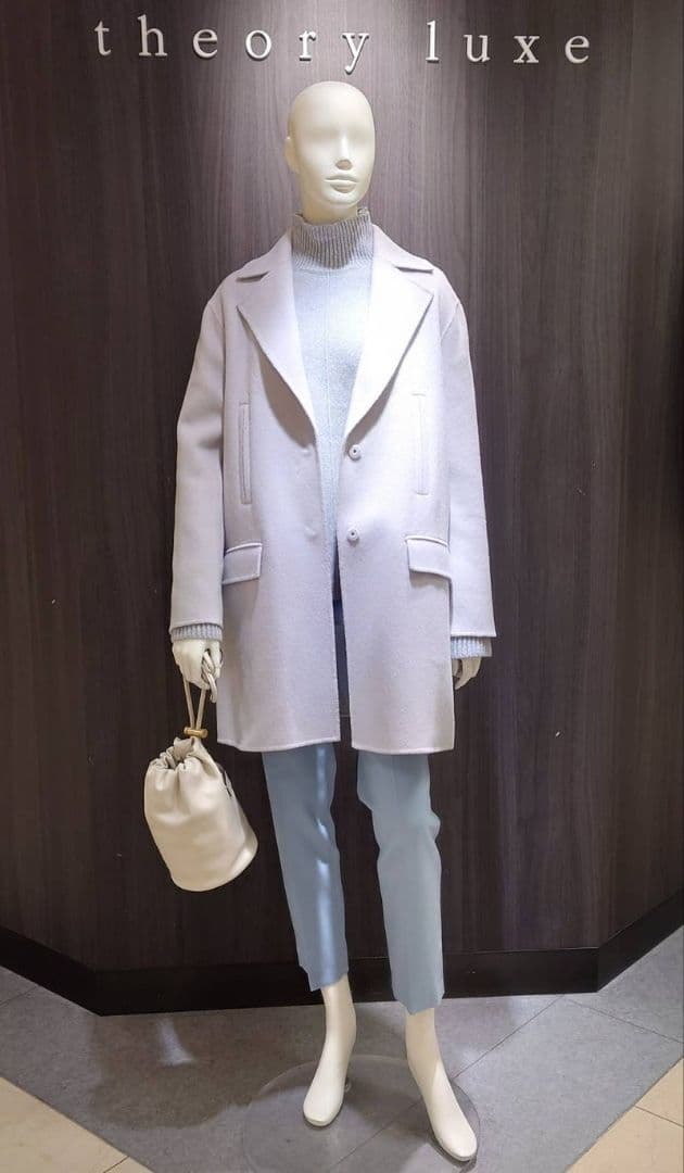 飛鳥　 theory luxe コート タグ付き新品未使用品