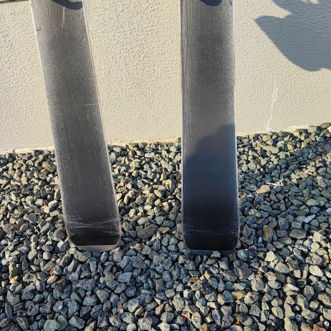 HEAD スキー板 ホワイト・ブルー・イエロー　135センチ