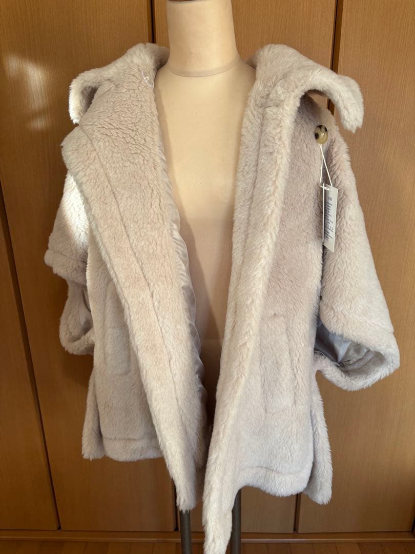 ★新品★12/21までのお値下げ★ ベアポンチョ アルパカ素材 テディ ケープ