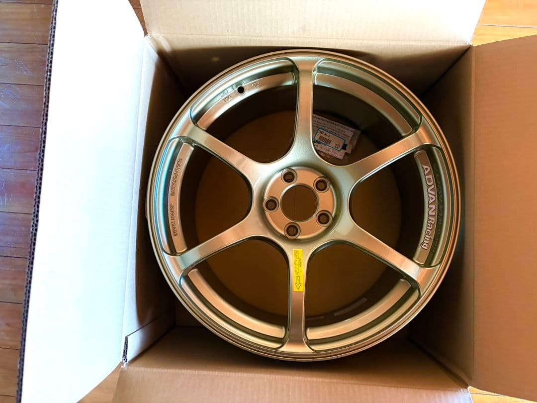 平*能様 ②ADVAN Racing RGⅢ 18×9J 5/100