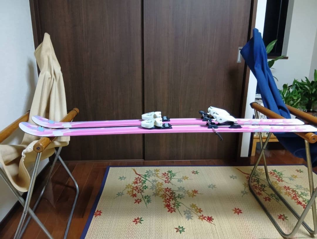 XERES ピンク スキー板　ストック　ブーツセット