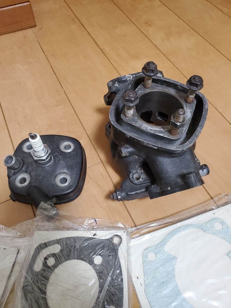 ホンダCR80エンジン部品とガスケットセット