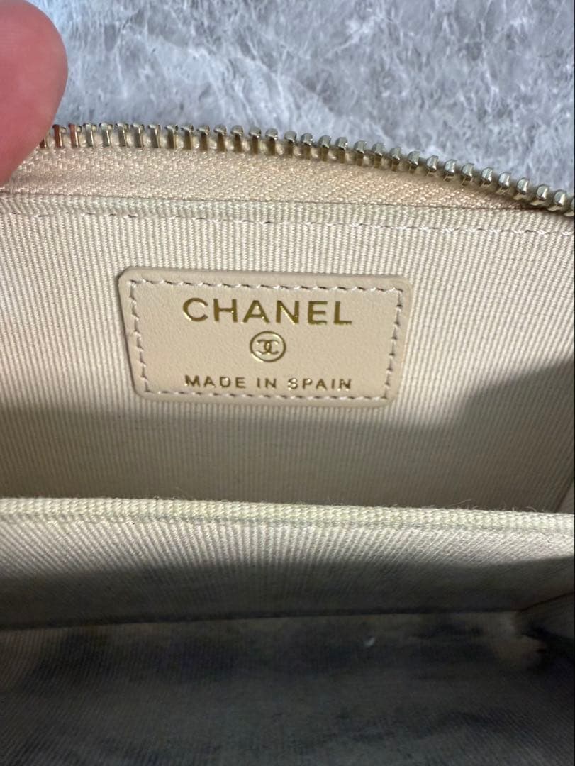 CHANEL ベージュ マトラッセ　 財布　カードケース　ケース
