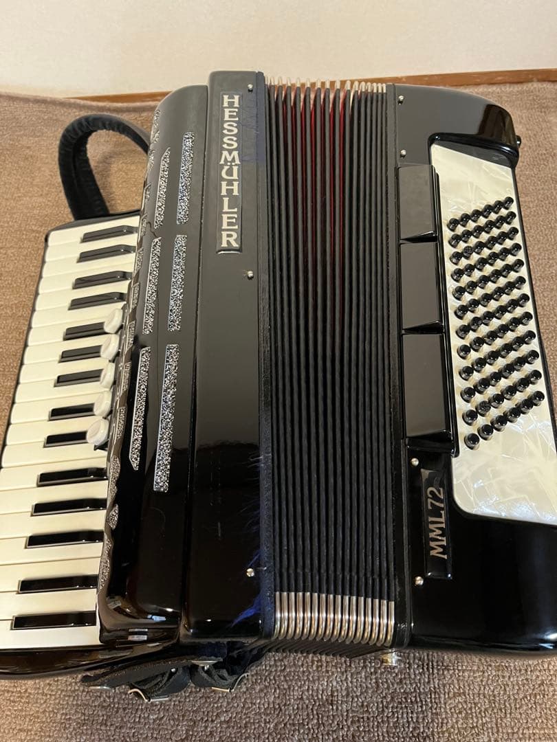 ヘスミューラーHESSMÜHLER MML72 ミュゼットアコーディオン34鍵