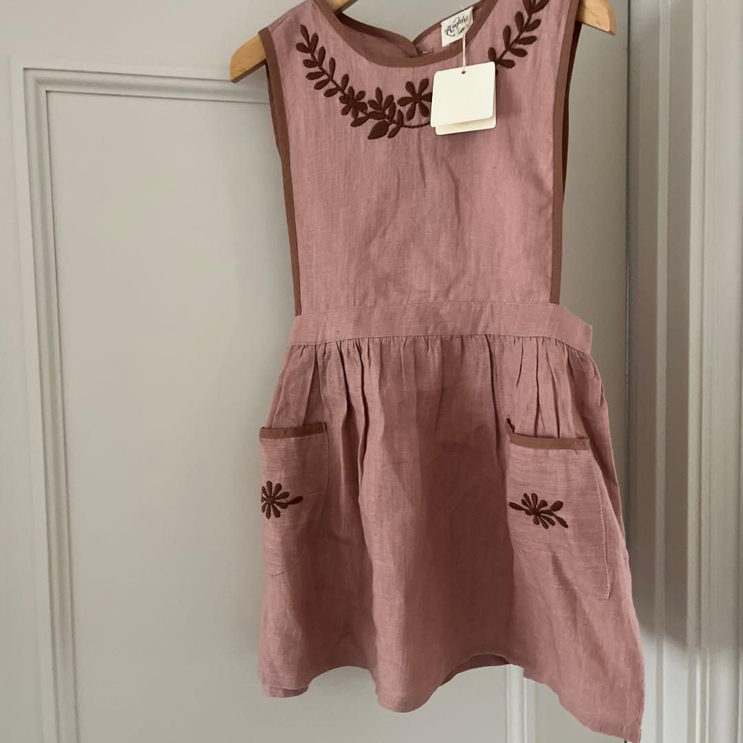 apolina ワンピース　3-5y 新品　エプロンワンピース