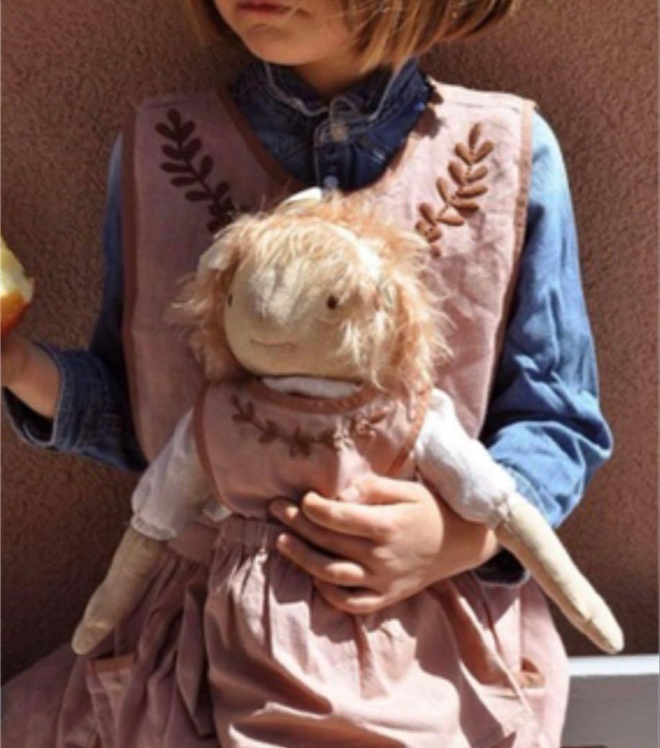 apolina ワンピース　3-5y 新品　エプロンワンピース