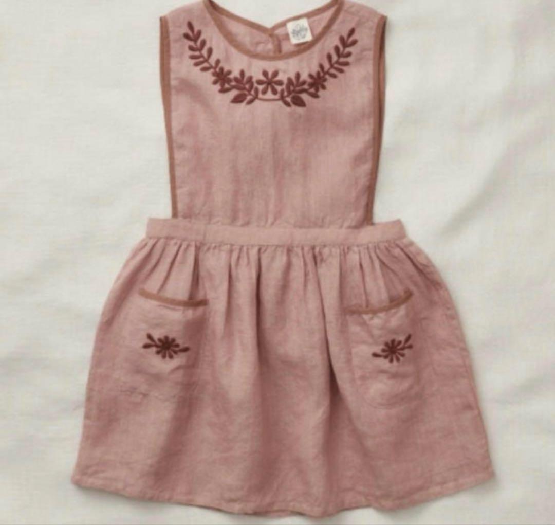 apolina ワンピース　3-5y 新品　エプロンワンピース