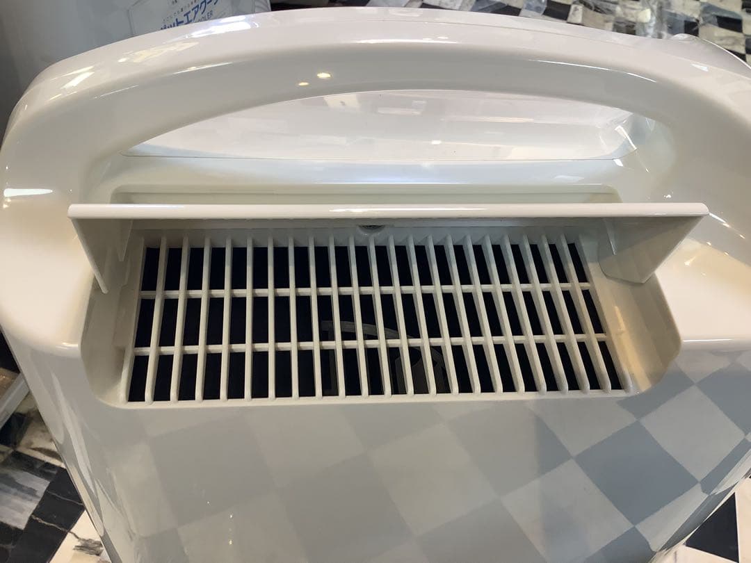 コロナ 除湿機 コンプレッサー式 Sシリーズ ホワイト CD-S6318 W