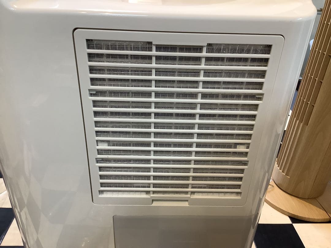 コロナ 除湿機 コンプレッサー式 Sシリーズ ホワイト CD-S6318 W