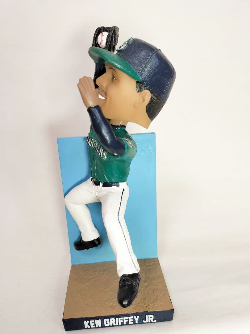 ケン・グリフィー・ジュニア／”ホームランキャッチ” ボブルヘッド人形
