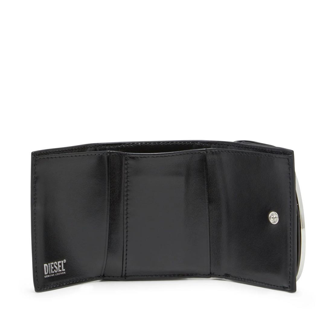 ロゴ入り ブラック 三つ折り財布