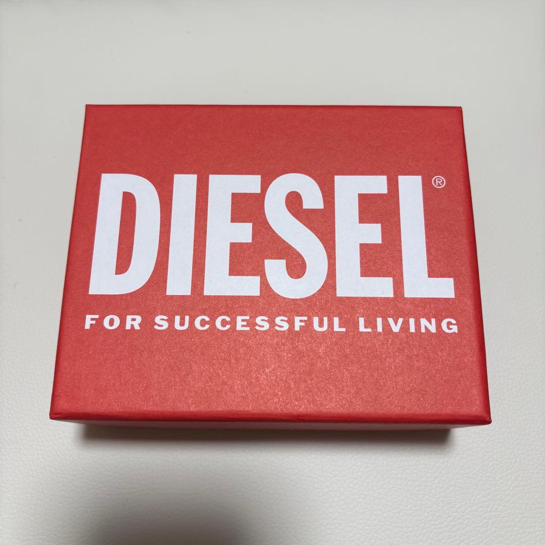 ロゴ入り ブラック 三つ折り財布