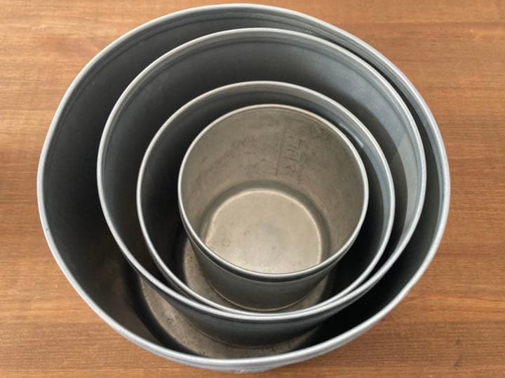 イギリス　アンティーク　アルミキャニスター