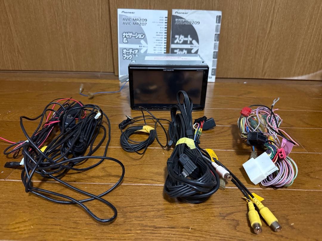 カロッツェリアカーナビ　AVIC-MRZ09 美品 動作確認済み