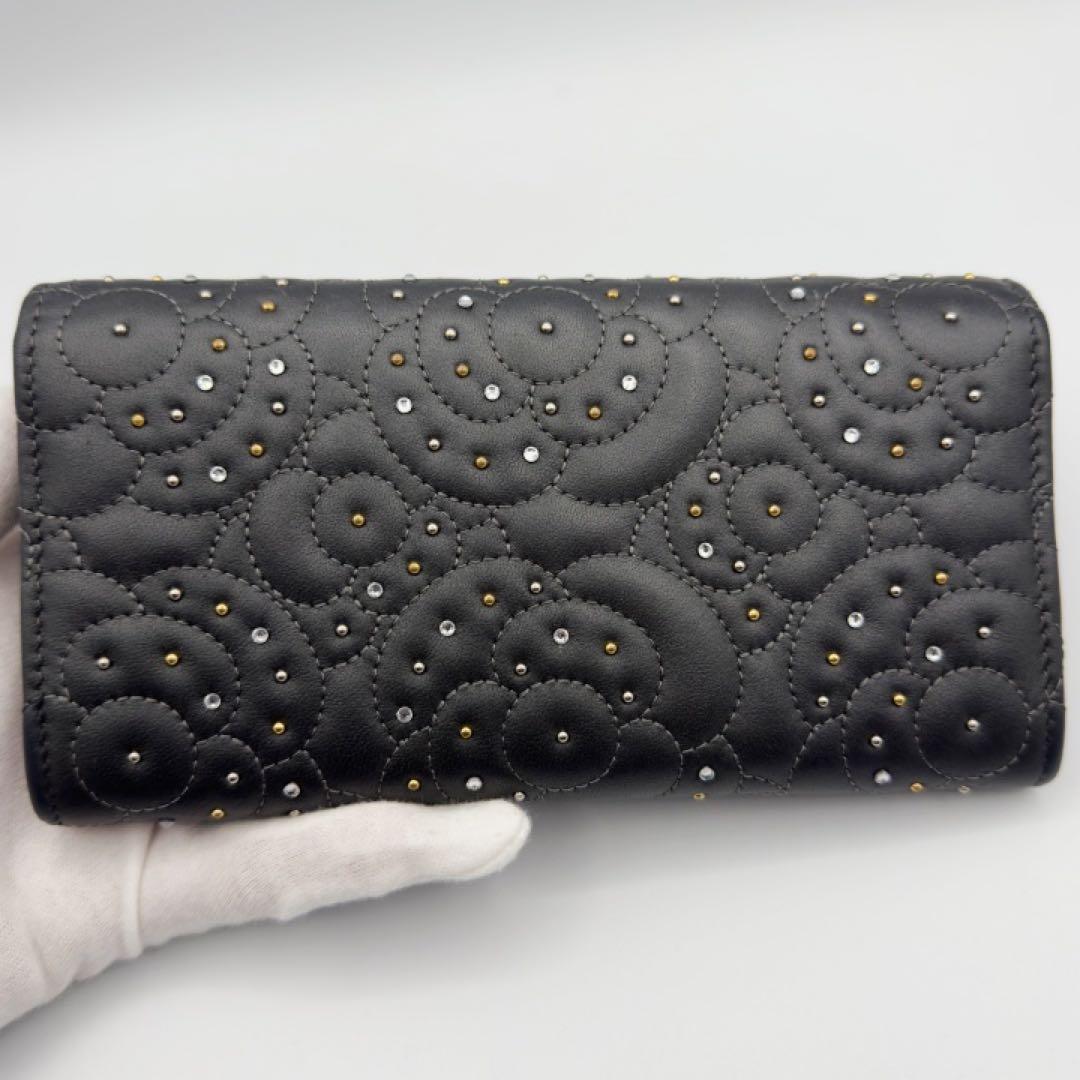 国内正規品　シャネル財布　マトラッセ　カメリア　フラップウォレット　ラムスキン