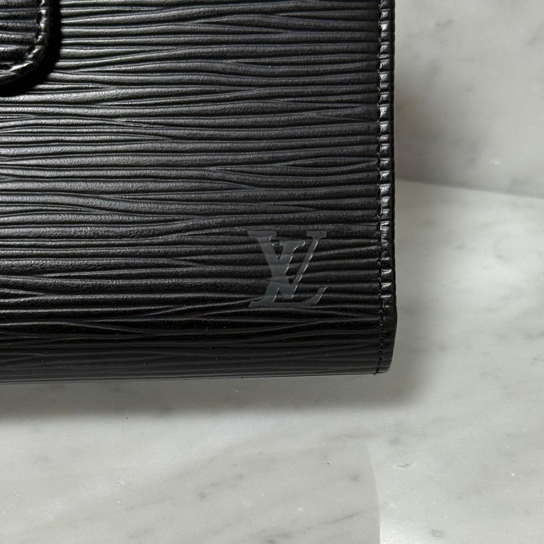 LOUIS VUITTON ルイヴィトン 二つ折り財布 エピ ブラック がま口