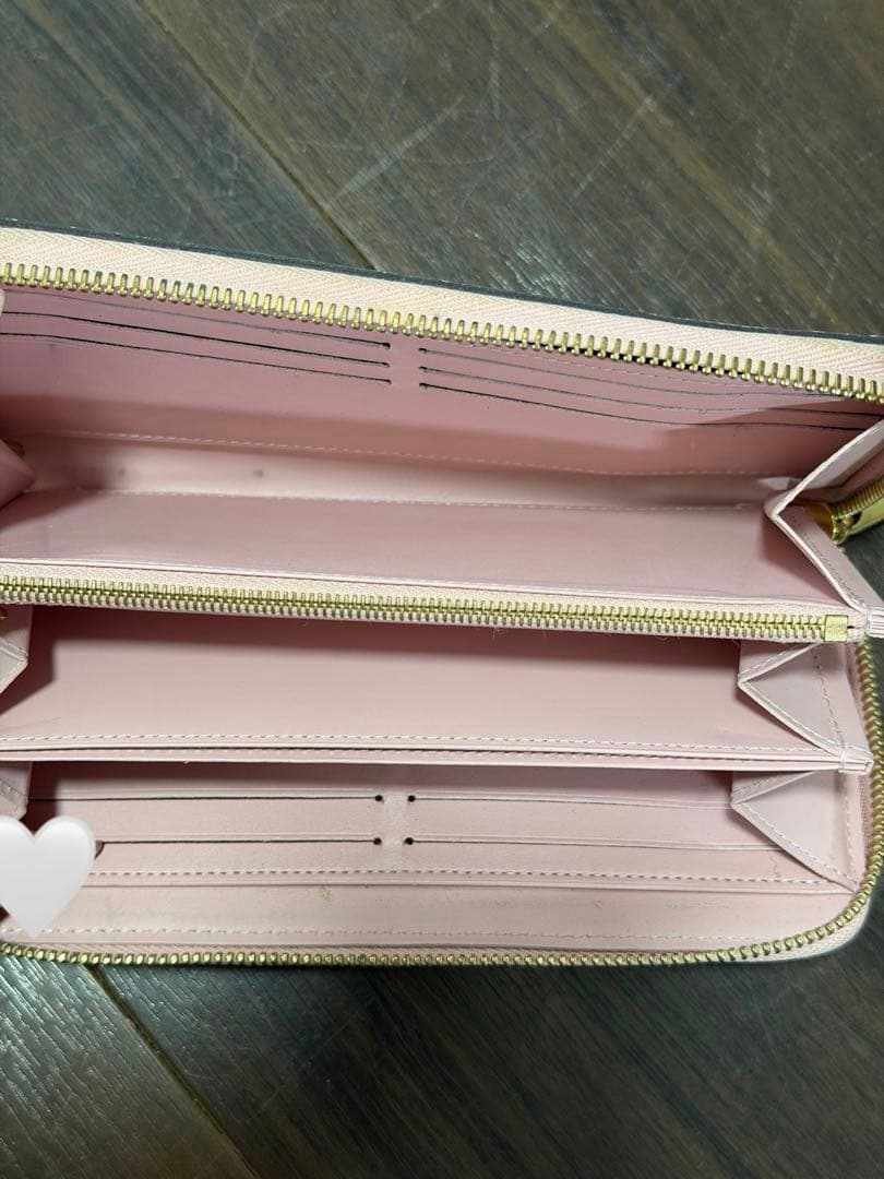 ルイヴィトン　ラウンド 長財布 ヴェルニ　ローズ　ピンク