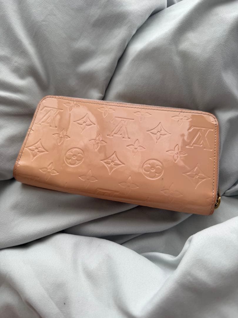 ルイヴィトン　ラウンド 長財布 ヴェルニ　ローズ　ピンク
