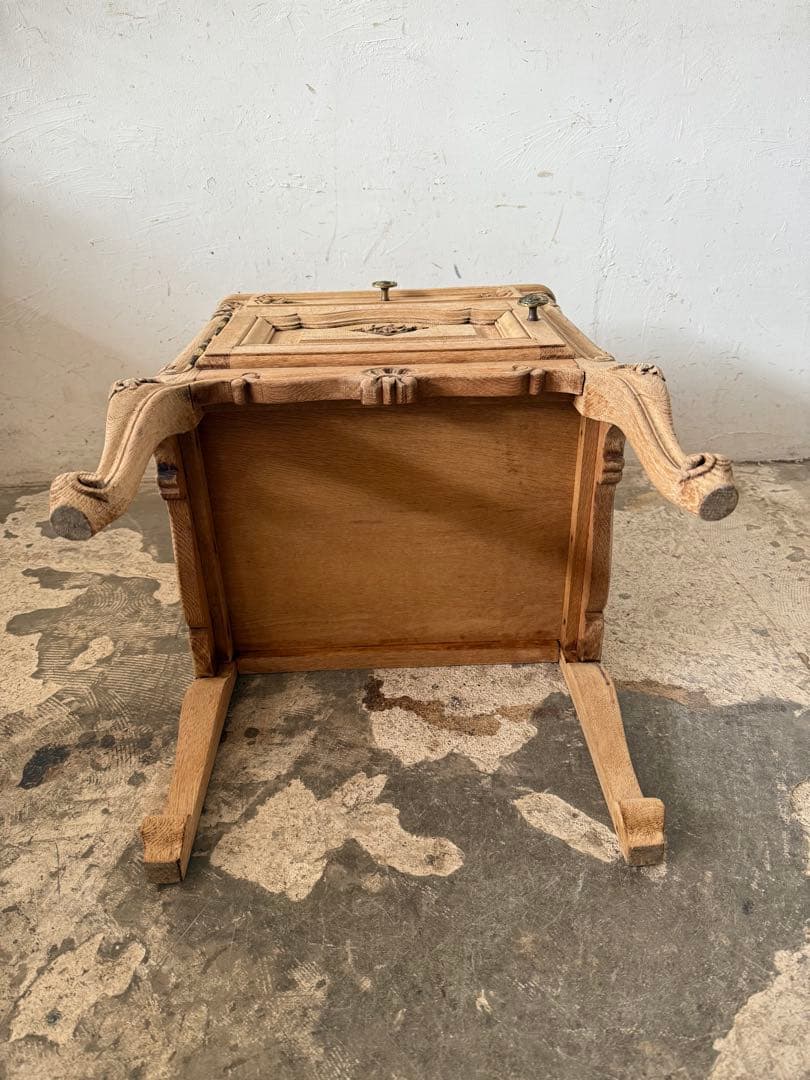 ビンテージ ベッドサイドドロワーキャビネット　ベッドサイドテーブル 剥離