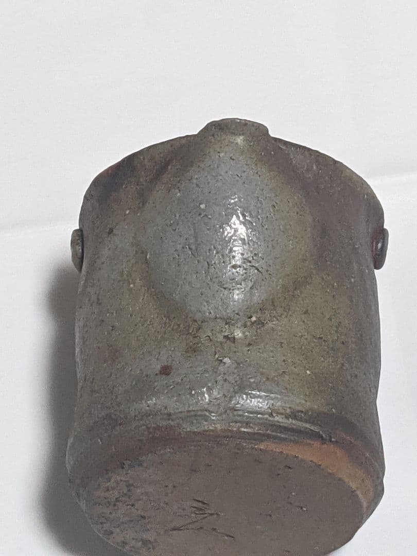 宝瓶（陶印あり）箱なし、説明書なし。