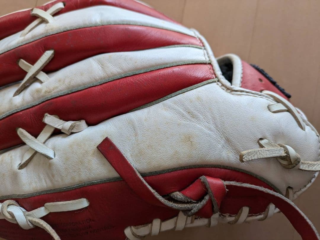 赤星モデルZETT PRO MODEL 硬式グローブ 赤/白