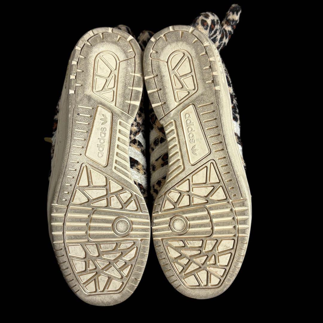 adidas ジェレミースコット　ヒョウ柄 スニーカー