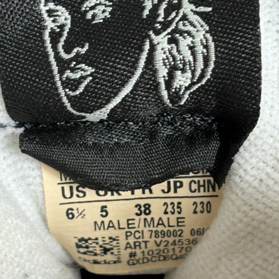 adidas ジェレミースコット　ヒョウ柄 スニーカー