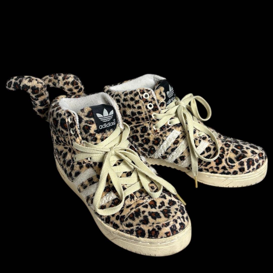 adidas ジェレミースコット　ヒョウ柄 スニーカー