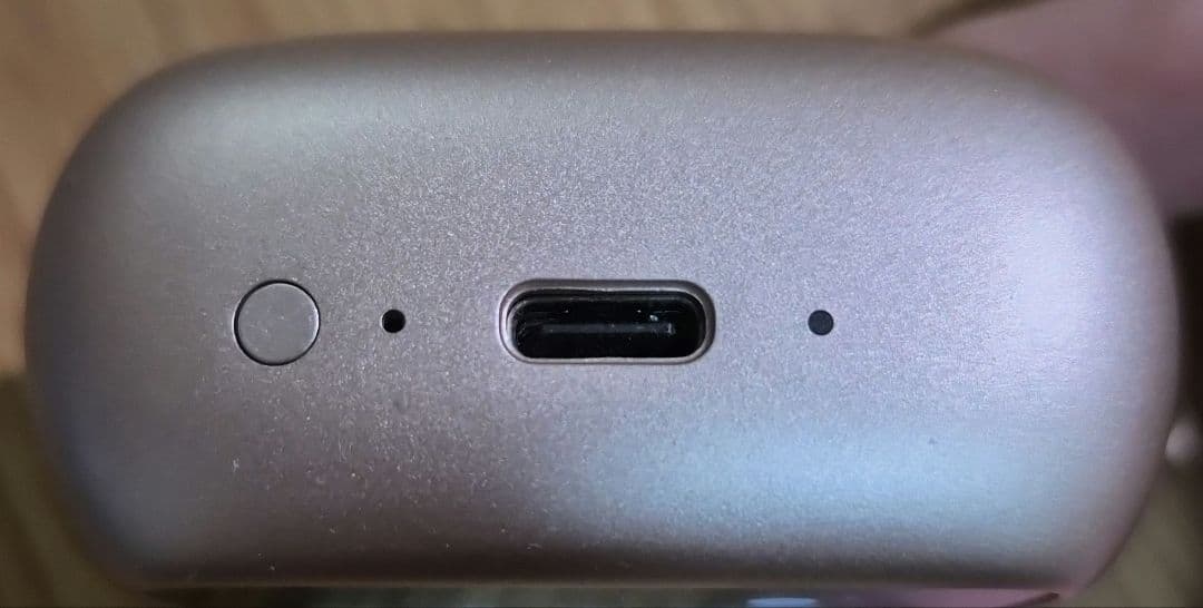 JBL TOUR PRO 3 ワイヤレスイヤホン　ケース付