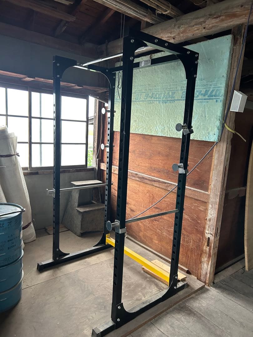 週末値下げしました　BODYMAKER パワーラック 黒　引き取り限定