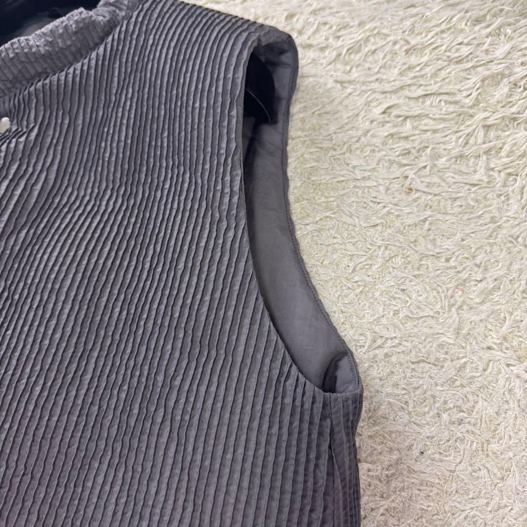 未使用級★ヤッコマリカルド 22AW ダウンベスト 中綿 総ピンタック L