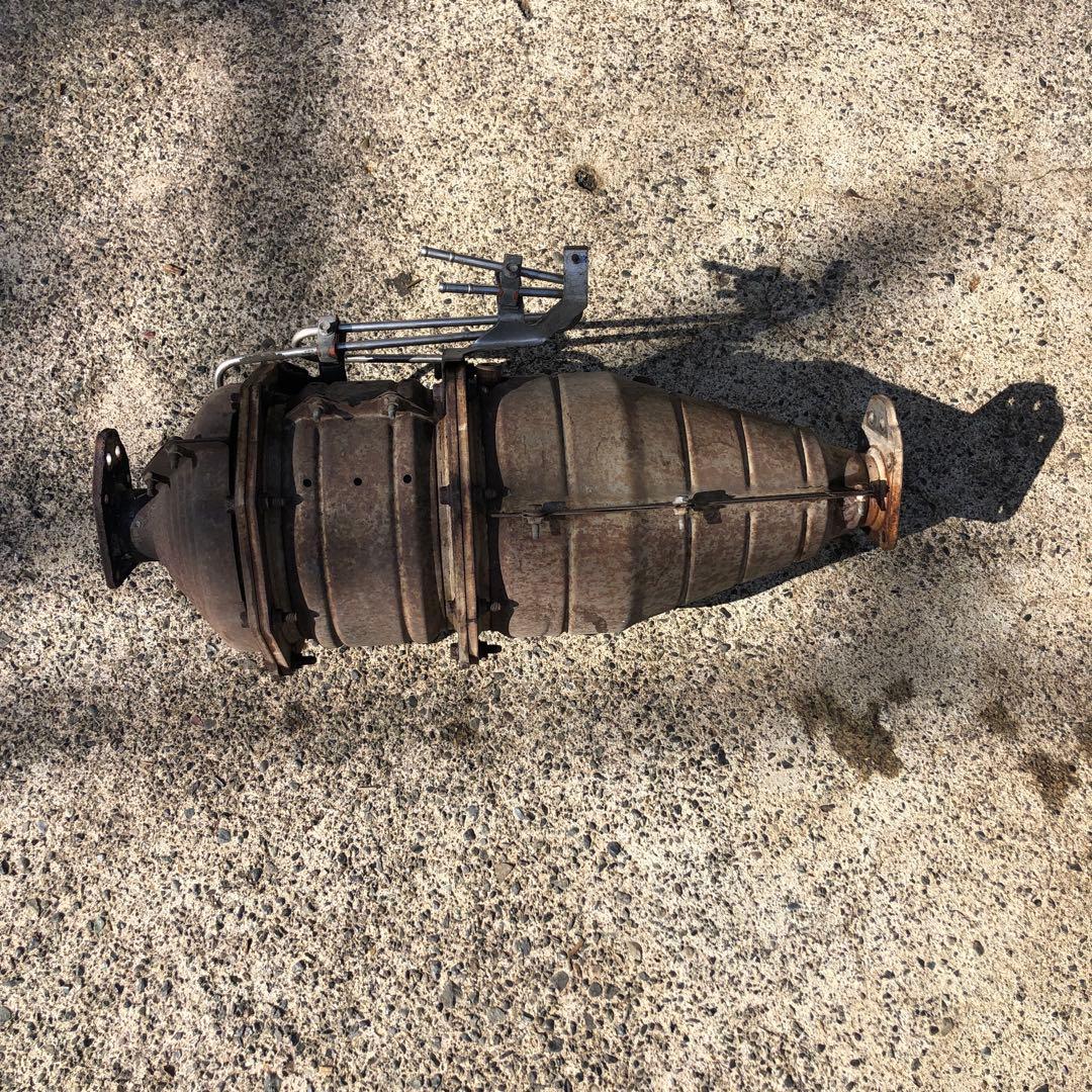 いすずトラック触媒　中古