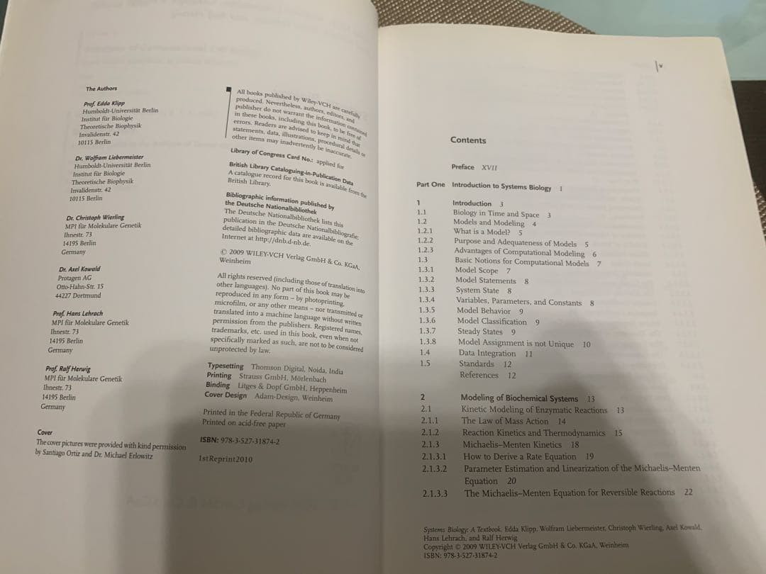 洋書 Systems Biology: A Textbook