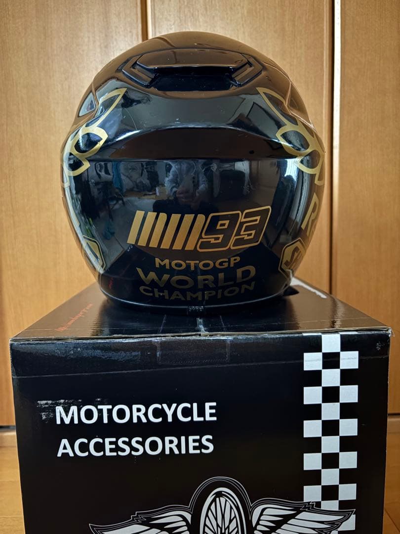 SHOEI GT-Air ステッカーカスタム　Mサイズ　中古ジャンク　マルケス