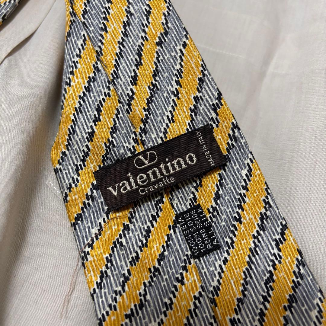 【レトロコーデ】ダブルスーツ ヴァレンティノ ネクタイ シャツ ピンズ セット