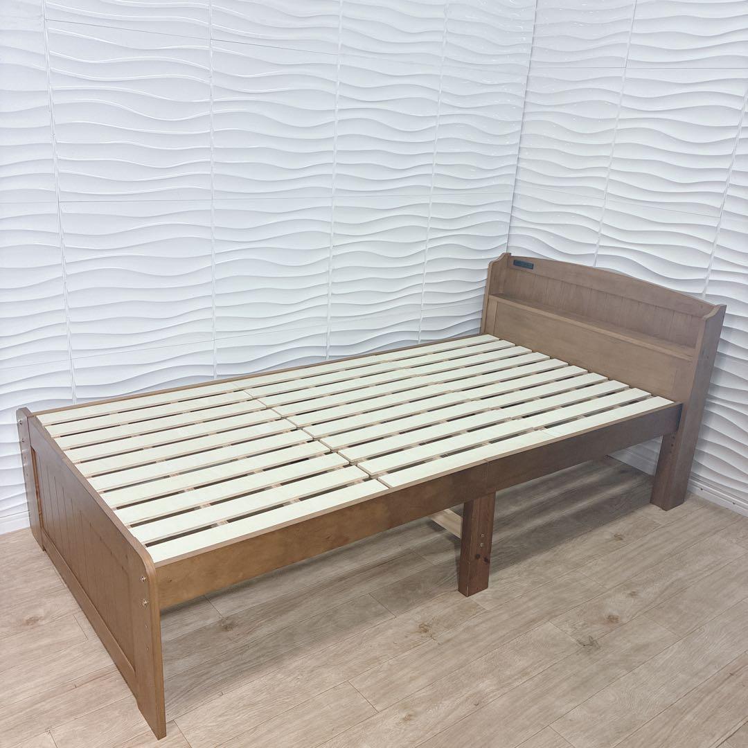 ◇萩原◇ベッドフレーム◇コンセント付き◇シングル◇大阪兵庫京都奈良滋賀和歌山◇