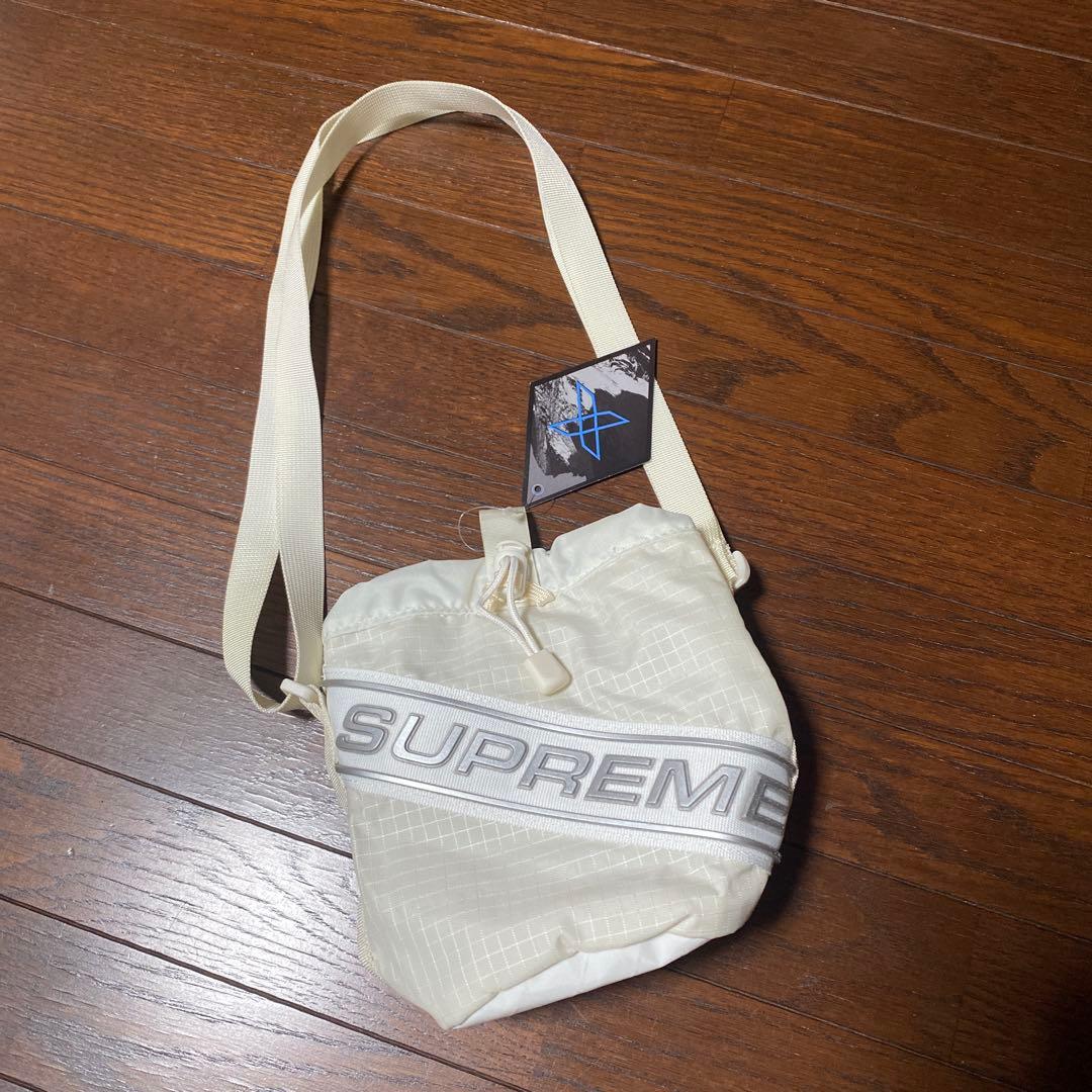【23fw】SupremeバックSmall Cinch Pouch White