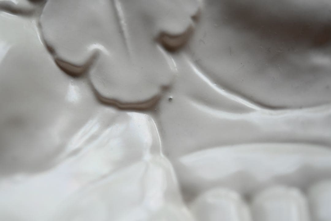 ホワイト 手の形状の皿　ハンドトレイ　ヴィンテージ